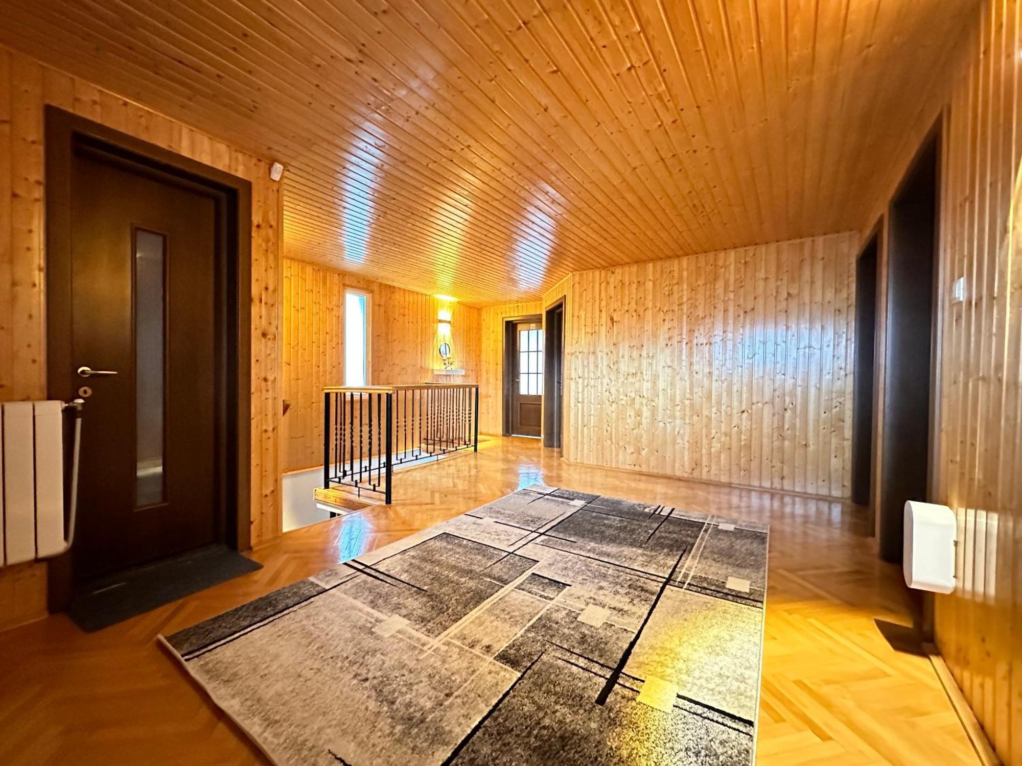 Prater House Mountain View Villa Моечу де Жос Екстериор снимка